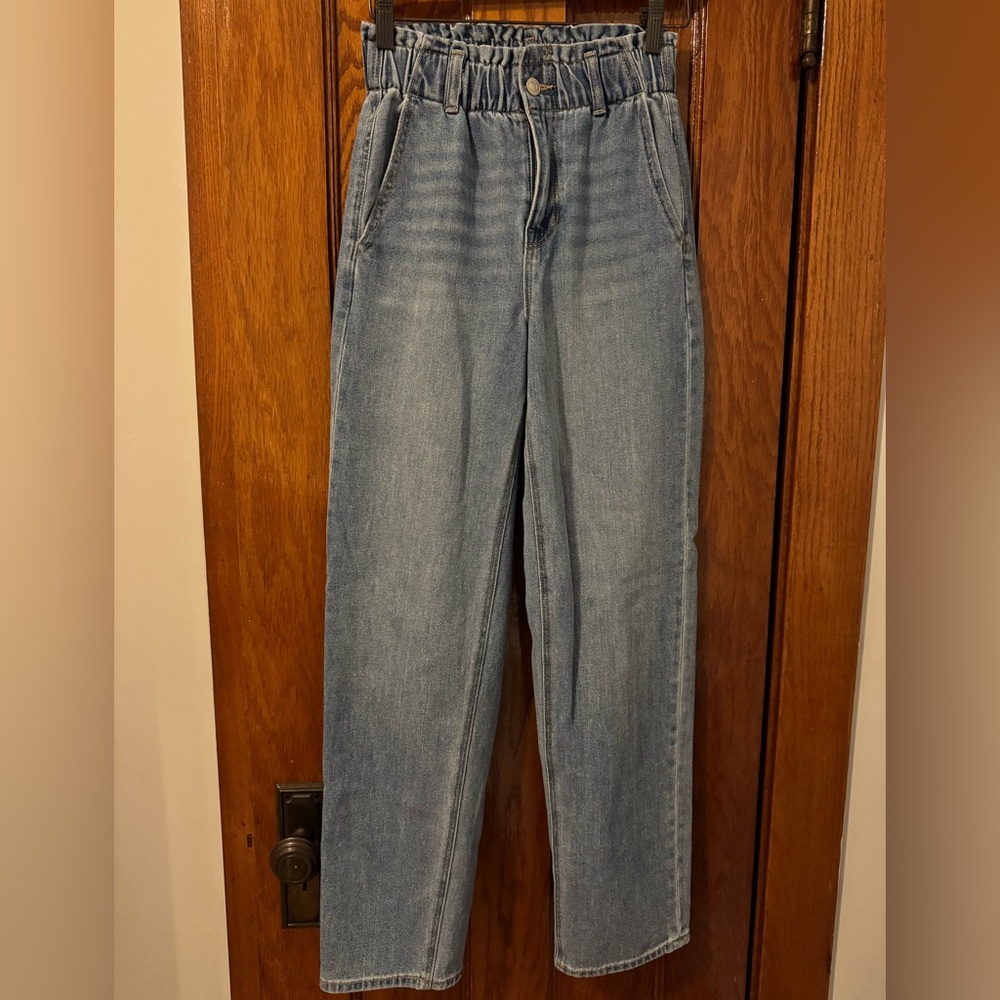 American Eagle Outfitters Light Blue High Rise Jeans